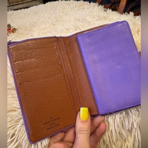 Hand painted LV wallets. 2 separate - Picture 2 of 16